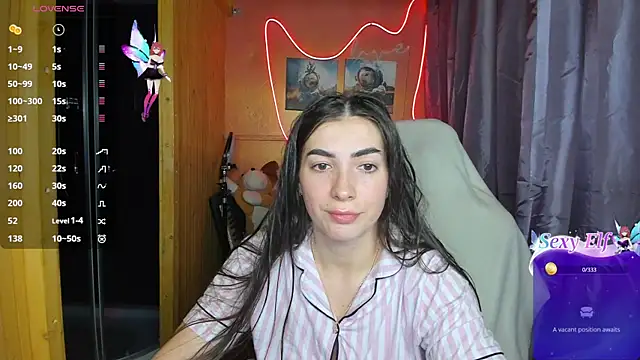 Snapshot of Fiery_Brunette_ chatting on February 2025 06:31:01 AM Fiery Brunette online show from February 2025 06:31:01 AM