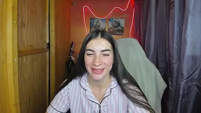 Snapshot of Fiery_Brunette_ chatting on February 2025 09:17:02 AM Fiery Brunette online show from February 2025 09:17:02 AM