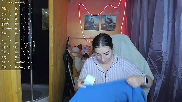 Snapshot of Fiery_Brunette_ chatting on March 2025 11:18:01 AM Fiery Brunette online show from March 2025 11:18:01 AM