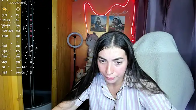 Snapshot of Fiery_Brunette_ chatting on September 2025 08:04:01 AM Fiery Brunette online show from September 2025 08:04:01 AM