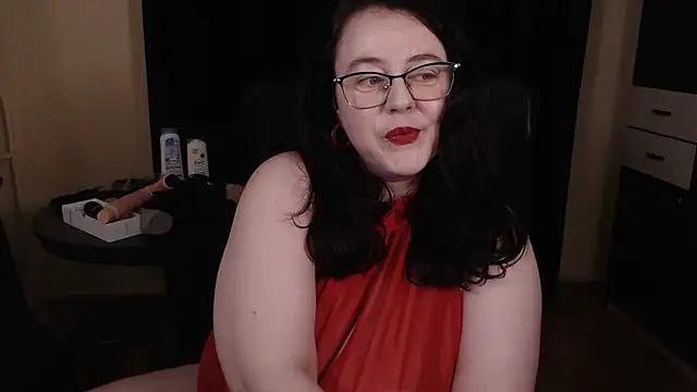 poshmistress online show from December 2025 06:45:01 PM