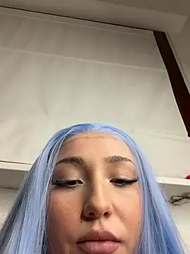 Coco-Love online show from January 2026 03:49:02 PM