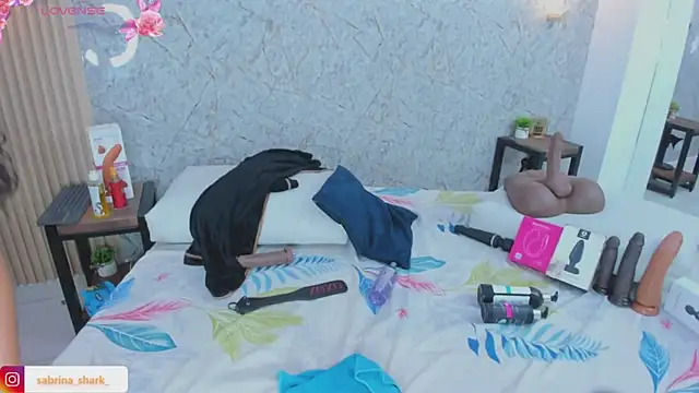 sabrina shark  online show from November 2025 03:23:02 AM