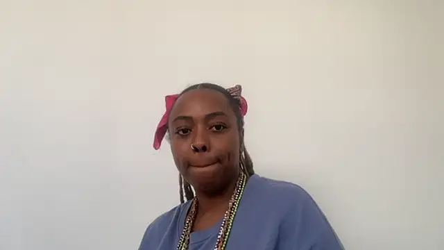 ChocolateCakeQueen online show from November 2025 08:03:01 PM