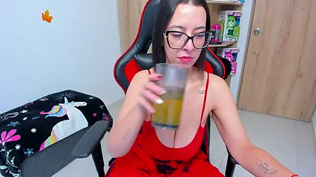  amanda seyfried19 online show from January 2025 03:00:02 PM