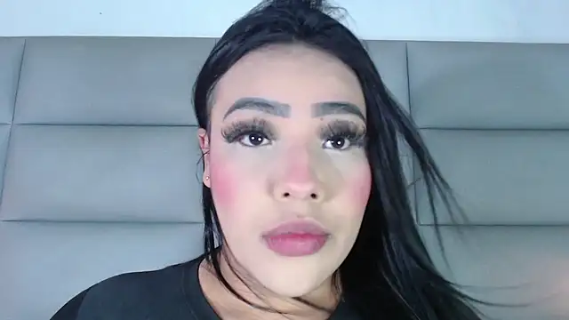 emily brontee  online show from December 2024 11:58:01 AM