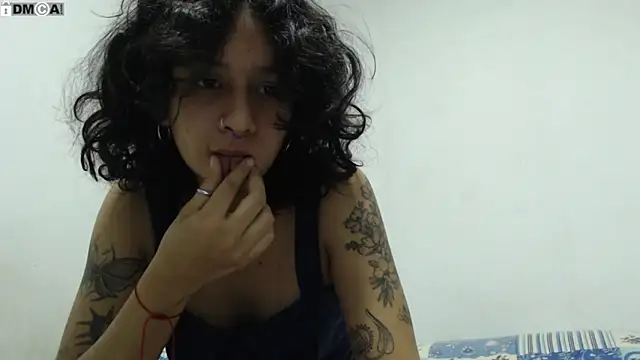 AlinaWoolf  online show from February 2026 01:37:01 AM