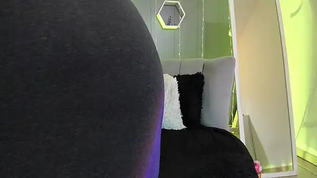 Snapshot of Sammy_owens_ chatting on March 2025 06:54:02 PM Sammy owens online show from March 2025 06:54:02 PM