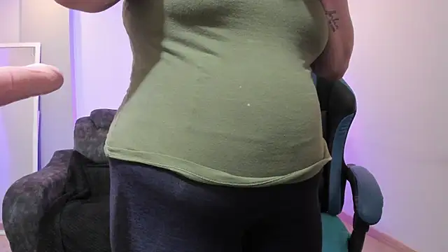 Snapshot of Sammy_owens_ chatting on December 2025 12:21:02 PM Sammy owens online show from December 2025 12:21:02 PM