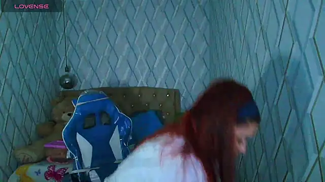 NicolleTaylor online show from October 2025 03:41:02 AM