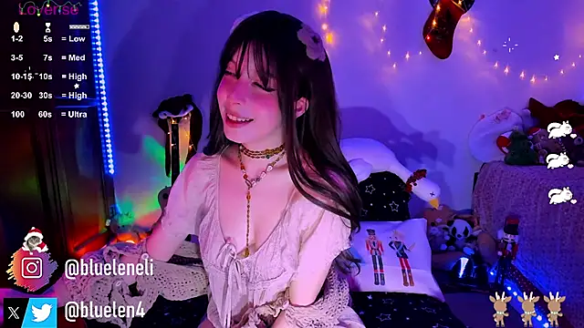 Snapshot of bluelen chatting on January 2025 07:49:02 AM bluelen online show from January 2025 07:49:02 AM