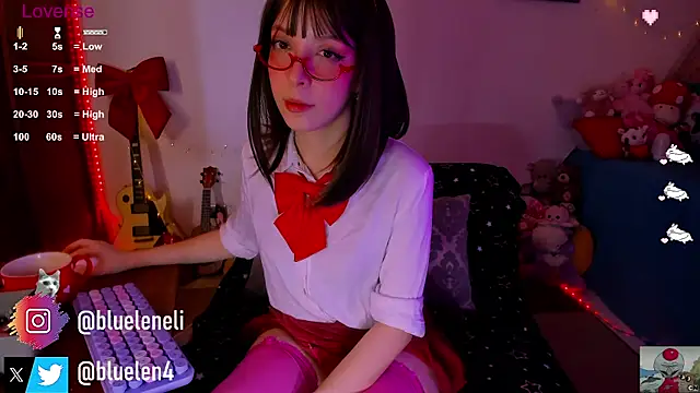 Snapshot of bluelen chatting on February 2025 02:21:01 PM bluelen online show from February 2025 02:21:01 PM