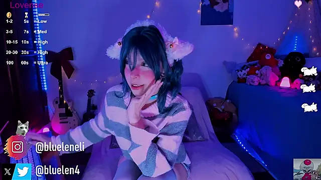 Snapshot of bluelen chatting on February 2025 09:02:01 AM bluelen online show from February 2025 09:02:01 AM