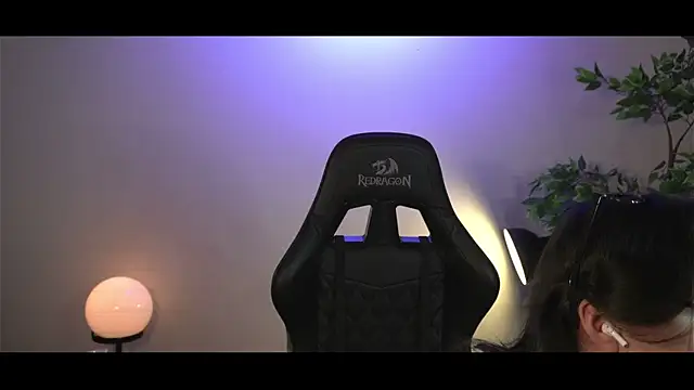 Snapshot of SrLuis18 chatting on January 2025 08:28:01 PM SrLuis18 online show from January 2025 08:28:01 PM