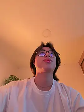 SrLuis18 online show from January 2026 03:22:02 AM