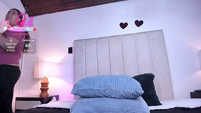 Snapshot of MarthinaBaker chatting on July 2026 11:36:01 AM MarthinaBaker online show from July 2026 11:36:01 AM