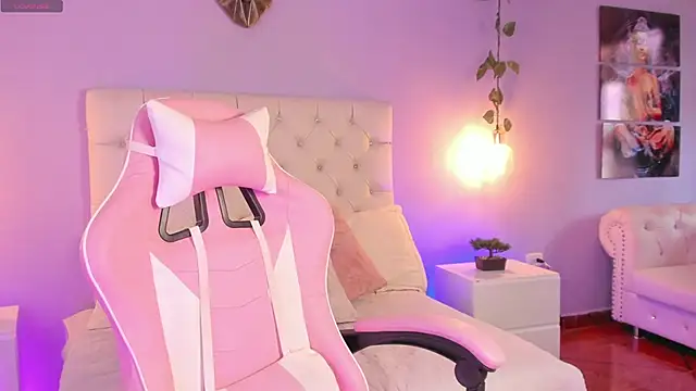 Snapshot of Brann_tadzio chatting on February 2025 12:22:01 PM Brann tadzio online show from February 2025 12:22:01 PM