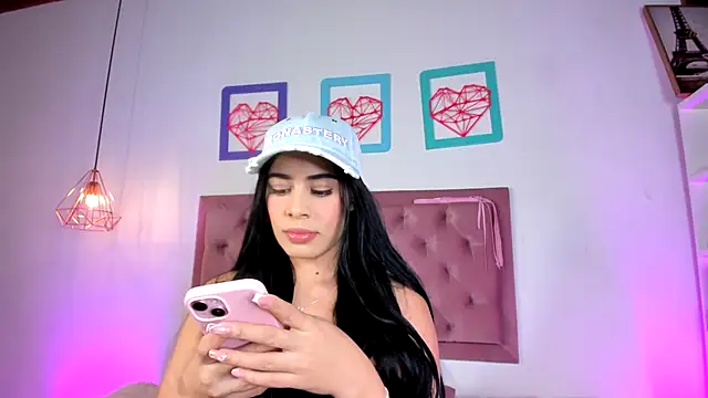 Snapshot of susan_zc chatting on January 2025 07:44:02 PM susan zc online show from January 2025 07:44:02 PM