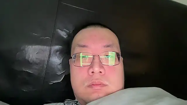 Snapshot of slaveasianboy chatting on December 2024 05:40:02 PM slaveasianboy online show from December 2024 05:40:02 PM