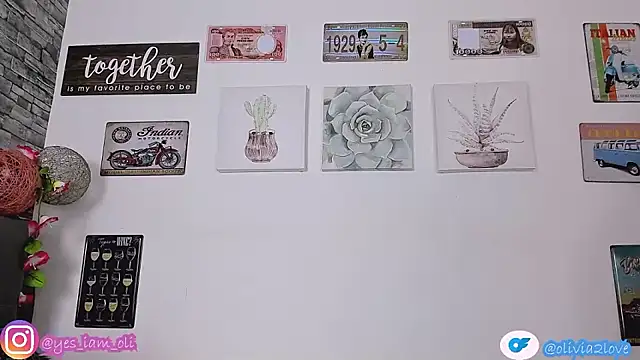 Snapshot of olivia22love chatting on September 2025 01:00:02 PM olivia22love online show from September 2025 01:00:02 PM