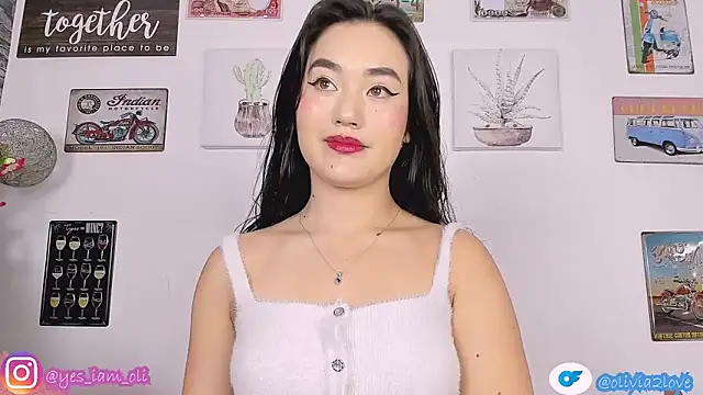 Snapshot of olivia22love chatting on October 2025 12:48:02 PM olivia22love online show from October 2025 12:48:02 PM