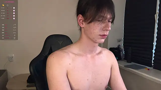 Snapshot of carthylovvve chatting on November 2025 01:46:01 PM carthylovvve online show from November 2025 01:46:01 PM