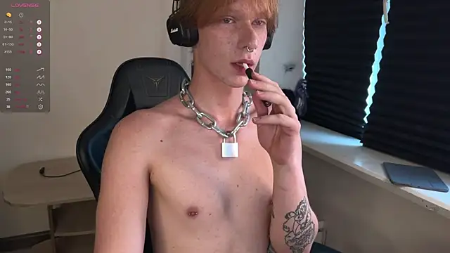 Snapshot of carthylovvve chatting on November 2025 10:32:01 AM carthylovvve online show from November 2025 10:32:01 AM