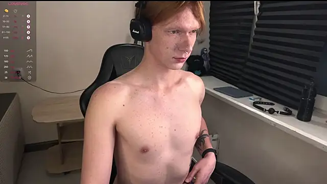 Snapshot of carthylovvve chatting on November 2025 04:10:02 PM carthylovvve online show from November 2025 04:10:02 PM