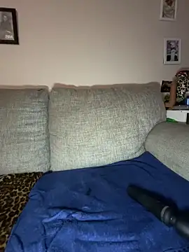 fatfabulous1981 online show from November 2025 12:15:02 PM