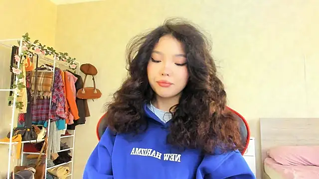 Snapshot of wastforu chatting on October 2025 06:12:01 AM wastforu online show from October 2025 06:12:01 AM