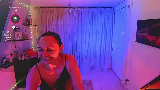 lollita 23  online show from February 2025 10:47:01 PM