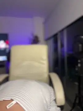 horny roomiess online show from March 2025 12:55:02 AM