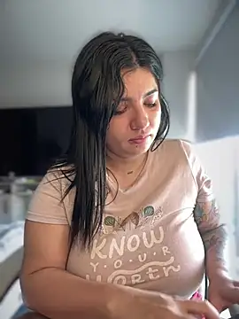 horny roomiess online show from March 2025 03:20:01 PM