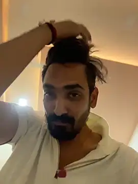 hornyguy271192 online show from February 2026 06:01:01 PM