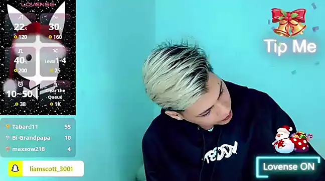 Liamscott  online show from December 2024 06:00:01 AM