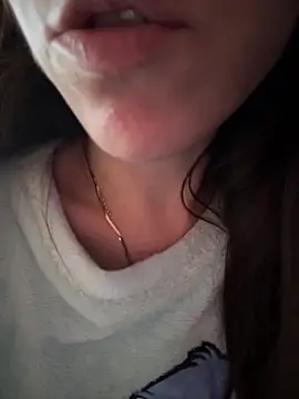 Snapshot of rossana99_ chatting on February 2025 02:21:01 PM rossana99  online show from February 2025 02:21:01 PM