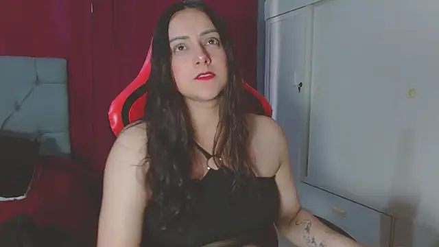 Noamartin  online show from October 2025 10:21:02 PM