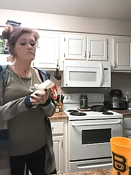 renegade vyxxen online show from December 2025 06:24:02 PM