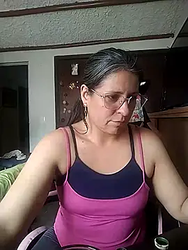 Snapshot of LucifernandaSw chatting on April 2026 06:58:01 PM LucifernandaSw online show from April 2026 06:58:01 PM
