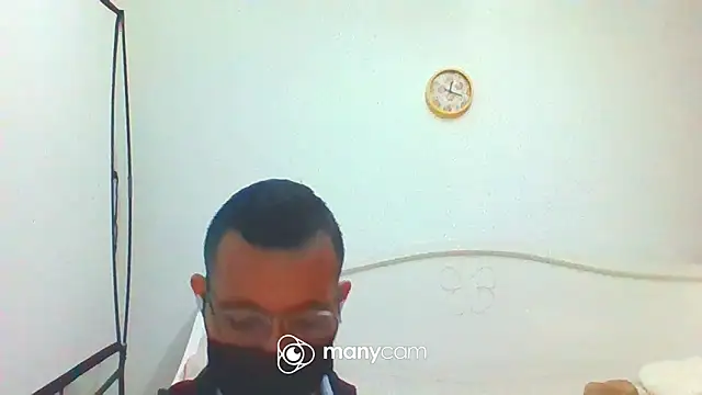 Snapshot of Yeye25199 chatting on January 2025 07:30:01 AM Yeye25199 online show from January 2025 07:30:01 AM