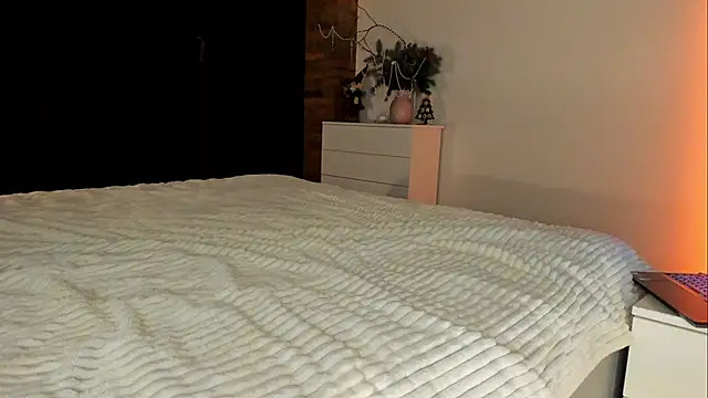 Rachel Rey online show from December 2025 06:36:01 PM