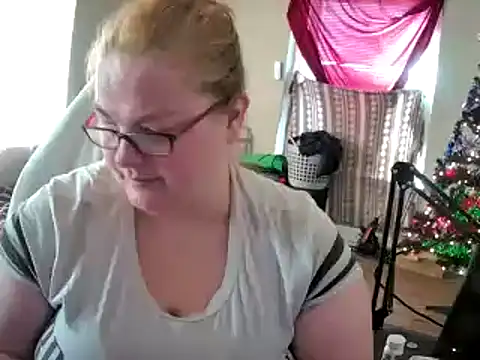 SexyWhiteChocolate online show from December 2024 07:25:02 PM