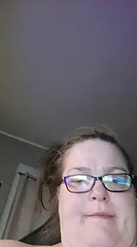 SexyWhiteChocolate online show from March 2025 02:32:01 AM