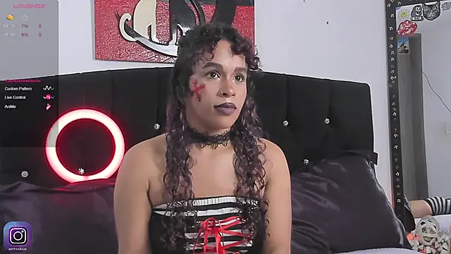 Snapshot of Lips_SaraSofia2 chatting on November 2025 05:43:02 AM Lips SaraSofia2 online show from November 2025 05:43:02 AM