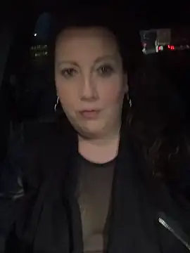 Snapshot of xsexycurvymilf chatting on February 2025 05:14:01 PM xsexycurvymilf online show from February 2025 05:14:01 PM