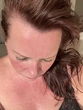 Snapshot of xsexycurvymilf chatting on March 2025 03:07:01 PM xsexycurvymilf online show from March 2025 03:07:01 PM