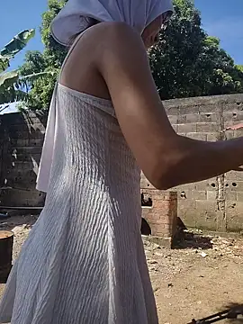 Snapshot of hanaa_18 chatting on December 2025 02:59:01 PM hanaa 18 online show from December 2025 02:59:01 PM