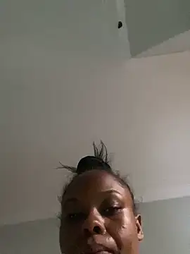 Dellah26 online show from March 2026 06:28:02 AM