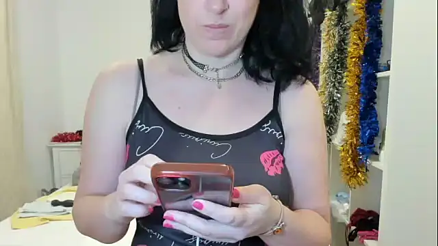 emmita69  online show from January 2026 01:31:02 AM