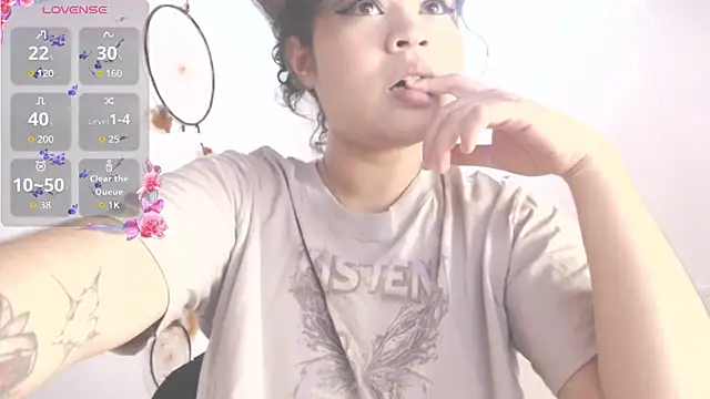 Amara18  online show from October 2025 08:56:02 AM